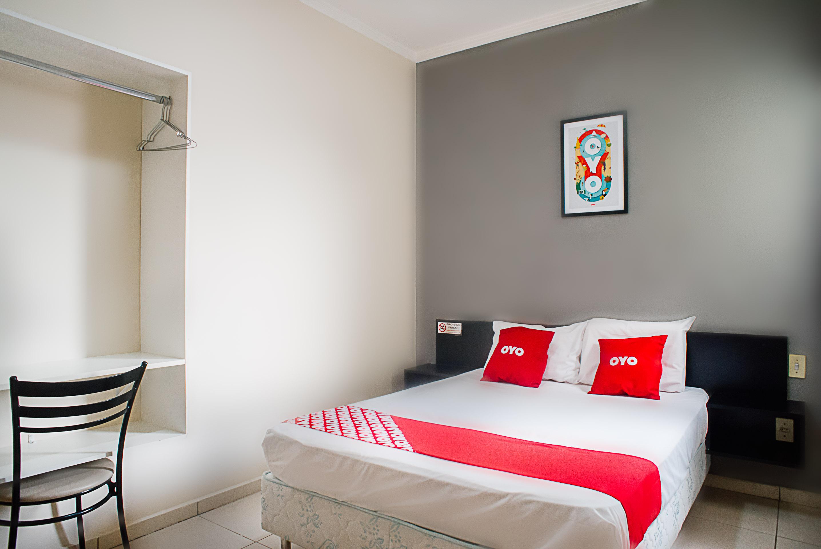 Oyo Cerrado Hotel, Campo Grande Campo Grande  Zewnętrze zdjęcie A room at OYO Townhouse, Mysore